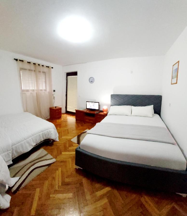 Bravo Apartmani Budva Ngoại thất bức ảnh